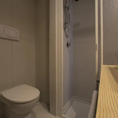 Tramura Bed & Breakfast 3*